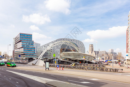 landmark荷兰鹿特丹市酷区DonwtownBlaak站的城市景色和美丽的Landmark背景