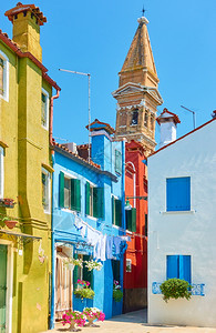 意大利威尼斯布拉诺市的摄影街和老钟塔意大利城市风景高清图片