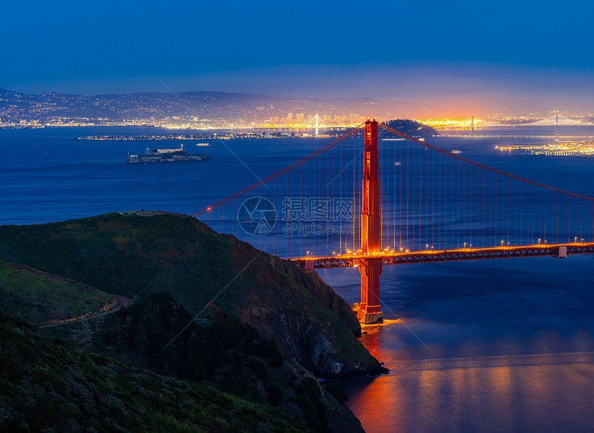 景点与美丽的城市景象旧金山天际的摩大楼建造美国北加州陆地标志旅行目的和城市景色概念图片