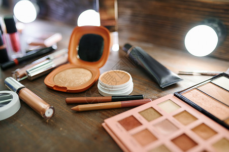 化妆品美容和皮肤护理工具图片