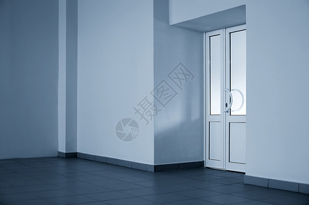 蓝色房间的玻璃门背景图片
