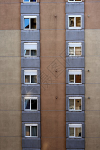 简单现代高楼的窗户图片