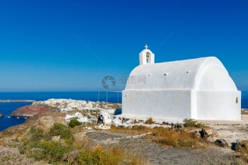希腊圣托里尼奥亚的传统小白教堂希腊会的传统建筑图片