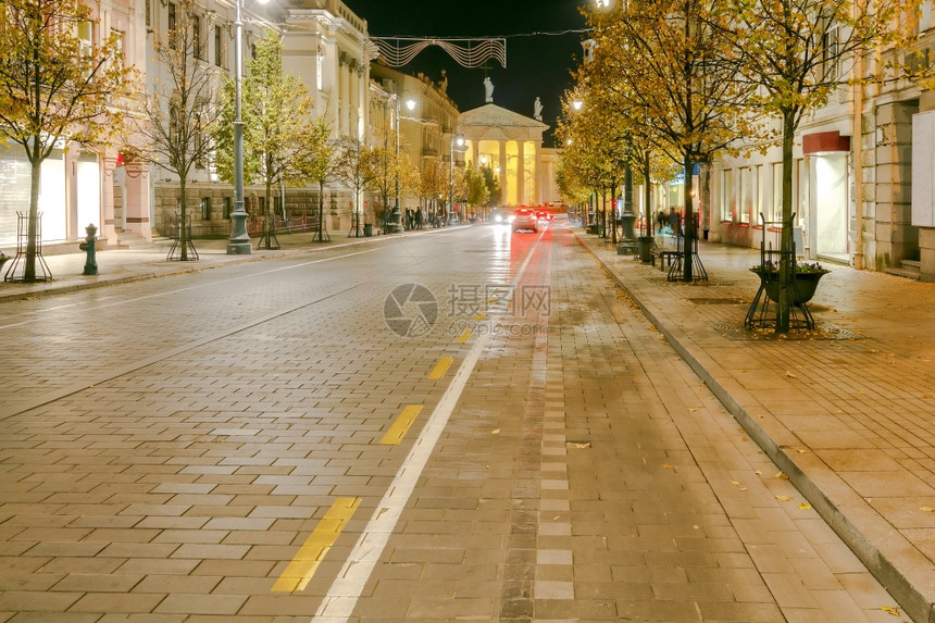 夜街光古城历史中心立陶宛维尔纽斯图片