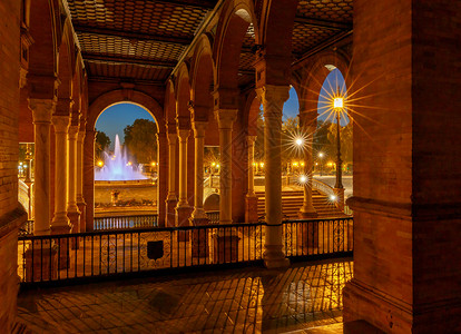 塞维利亚西班牙广场塞维利亚广场晚上西班牙安达卢亚图片