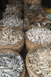 东南亚缅甸曼德勒市一家场的个鱼图片