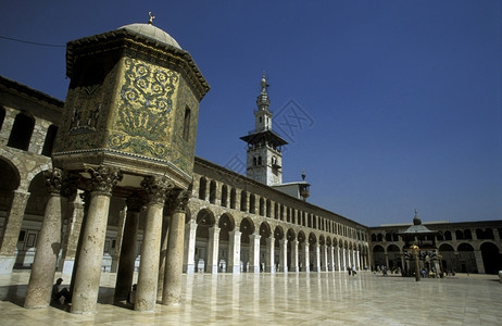 中东部达马斯库市的乌耶德清真寺图片