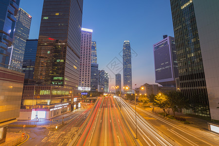 香港市和夜间街头交通图片