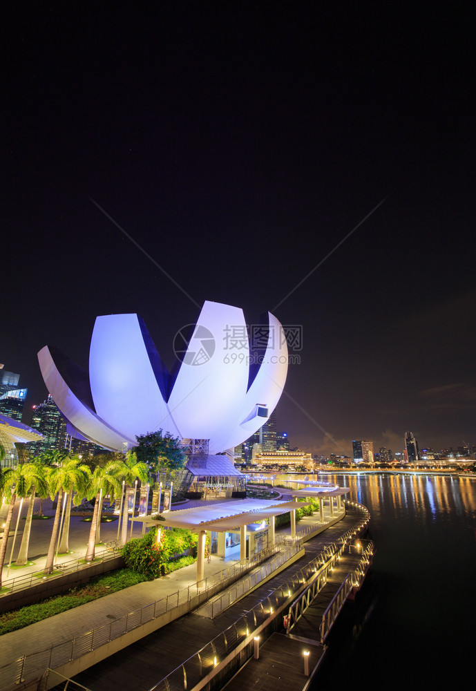 晚上新加坡市城风景图片