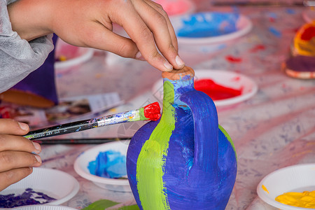 幼儿装饰手工制作的陶瓷幼儿装饰手工制作的陶瓷背景图片