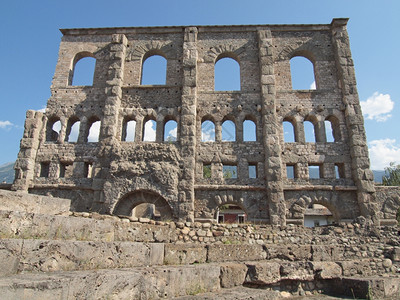 罗马剧院Aosta意大利奥斯特罗马剧院的废墟高清图片