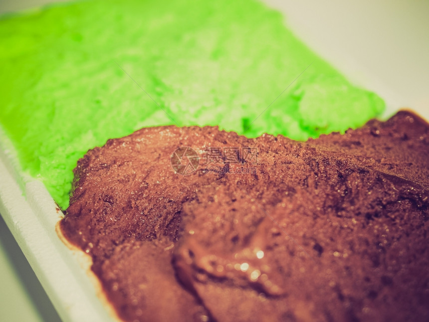 鲜巧克力冰淇淋鲜巧克力味冰淇淋详情图片