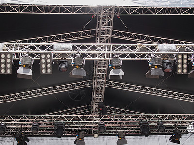 演唱会现场使用的舞台灯图片
