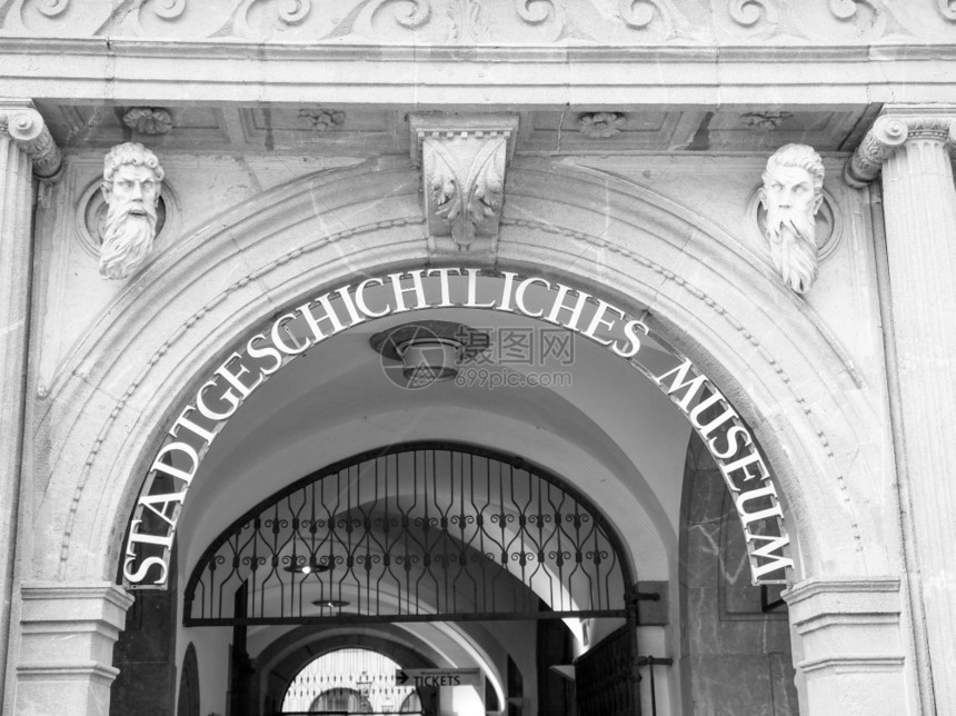 2014年6月日Stadtgeschichtliches博物馆是指黑人和白城市历史博物馆图片