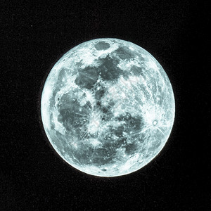 满月人发报告晚上满月高动态射程望远镜图像凉冷的调背景