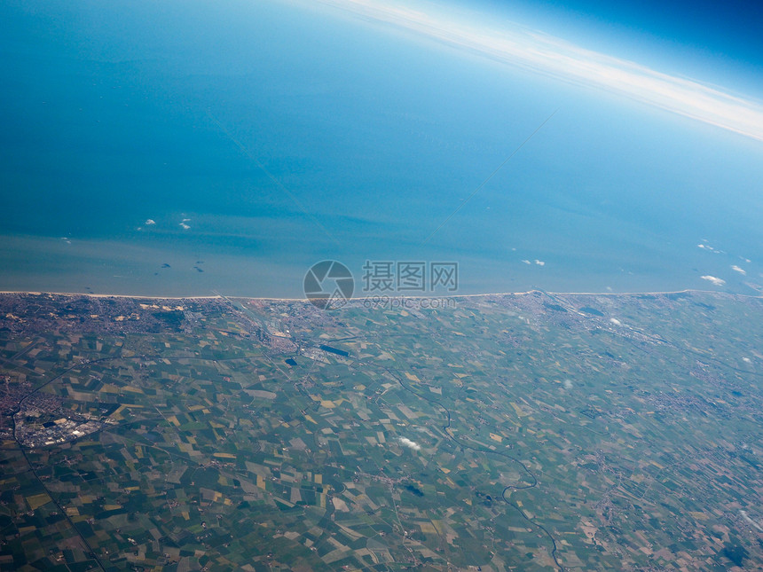 比利时海岸空中观察比利时海岸VeurnoNieuportKoksijdeOstend城市空中观察图片