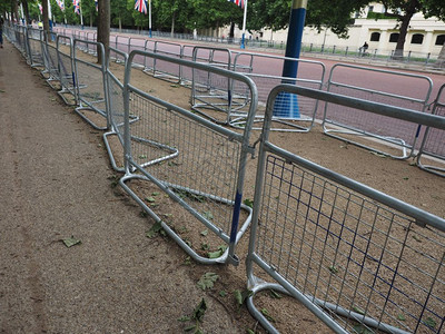 伦敦购物中心临时围栏图片