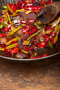 煎辣椒和蔬菜图片