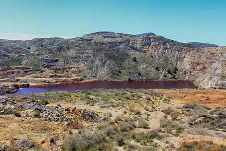 土中含有高量的红土铁生锈沙漠干旱图片