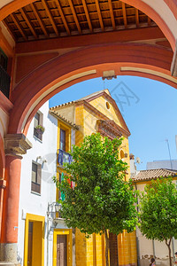 西班牙科尔多瓦市街头的图片