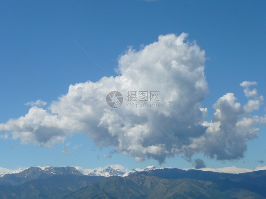 山上云天空图片