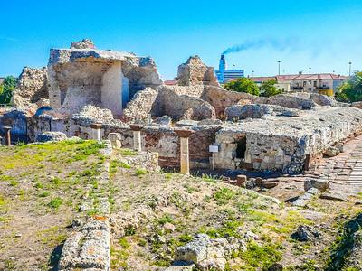 人类发展报告波多托雷斯的罗马废墟背景图片