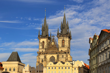 在捷克布拉格历史中心古城广场的旧图片