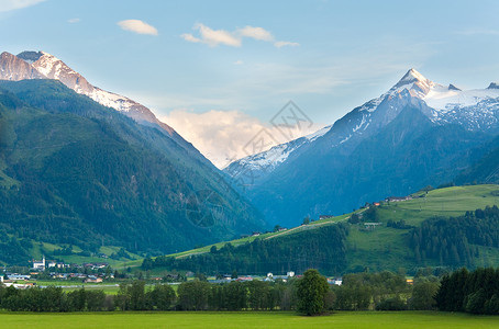 阿尔卑斯山平息夏季风景奥地利图片