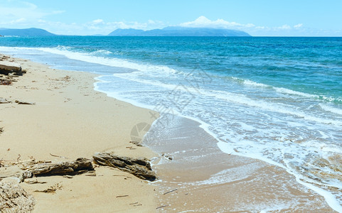 海滩希腊莱夫卡达爱奥尼亚海的夏季景水高清图片素材