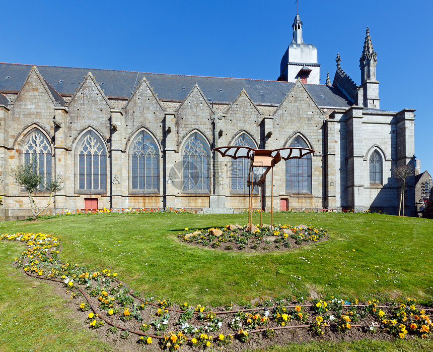 圣莱昂纳德教堂法国富朗耶斯建于12世纪5和6日重建图片