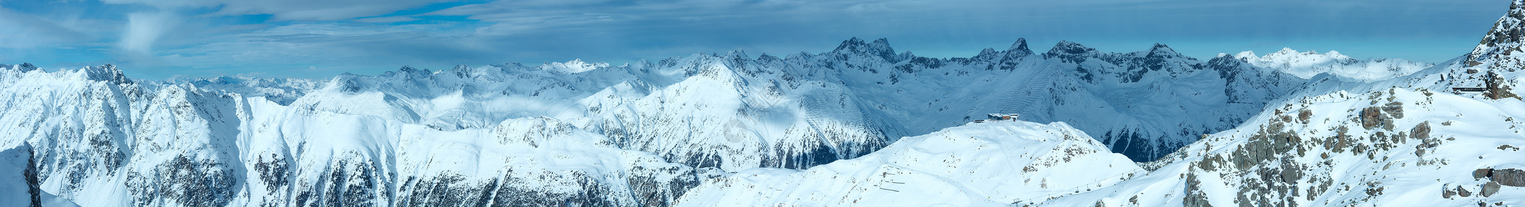 雪地度假村SilvrettaAlps风景奥地利蒂罗尔州IschglAGIschgl全景所有人都无法辨认天空高清图片素材