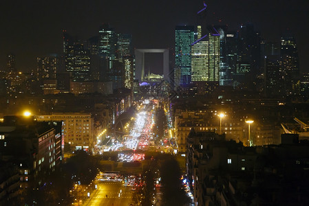 法国巴黎凯旋门的城市夜景图片