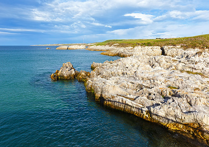 大西洋岩石海岸线景观西班牙图片