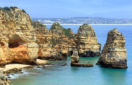 黄岩海岸葡萄牙阿尔加夫拉各斯镇PontadaPiedade图片