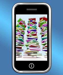 以书本堆叠的移动电话显示在线知识以书堆的移动电话显示在线知识背景图片
