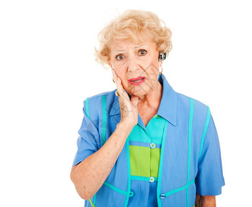 使用免费手架的老年妇女通过手机获得令人振奋的消息担心的高清图片素材