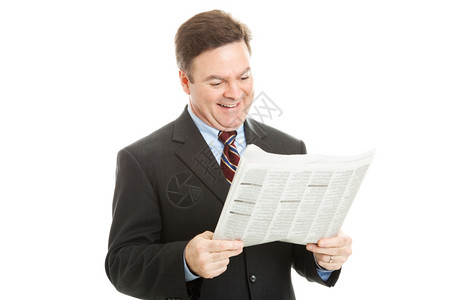 商人在看晨报时笑着孤立在白纸上图片
