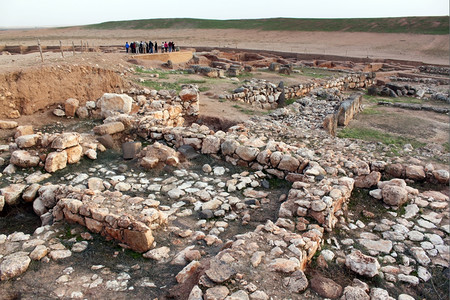 古城埃布拉废墟上的石块图片