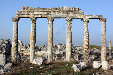 阿帕梅古城的大理石柱高清图片