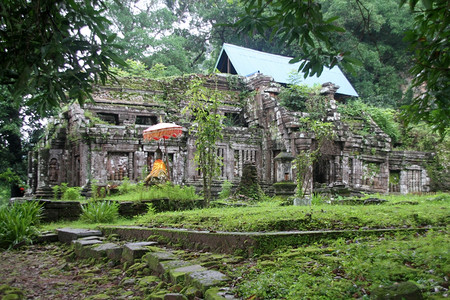 老挝占巴沙的老瓦夫寺图片