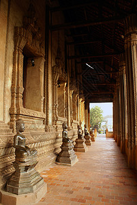 位于万象PhraKeo的佛教瓦特PhraKeo走廊图片