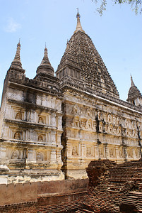 缅甸巴甘高道佩林法亚塔图片