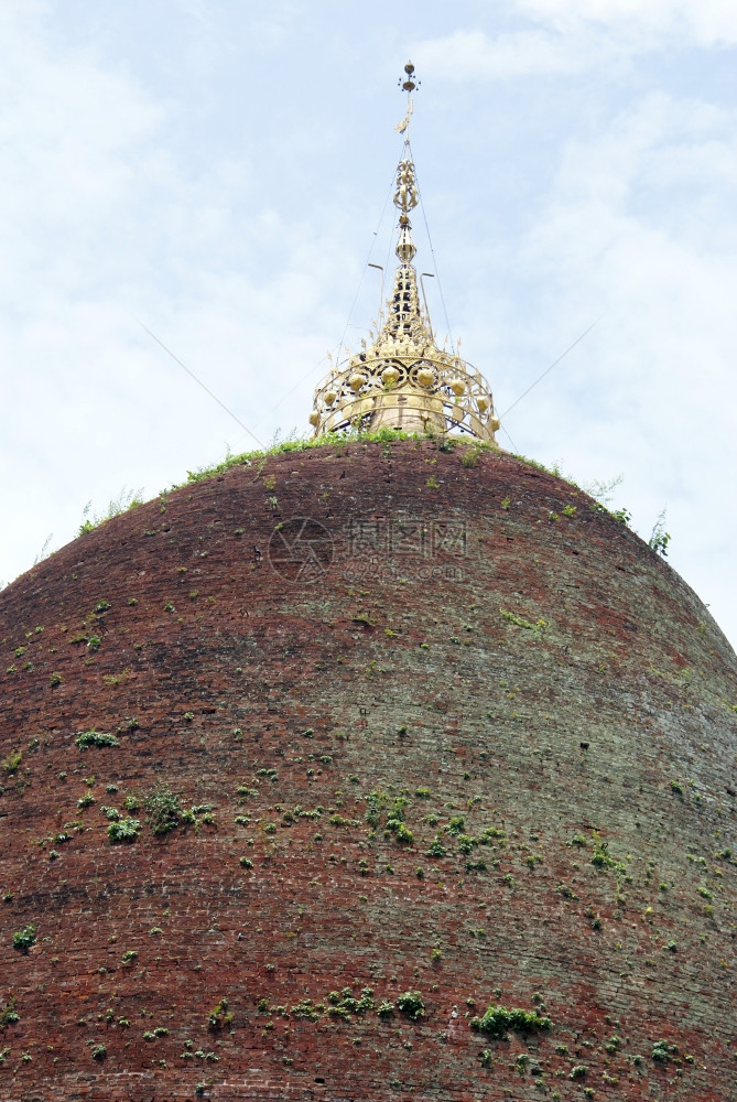 缅甸Pyay附近的PayamarPaya山顶图片