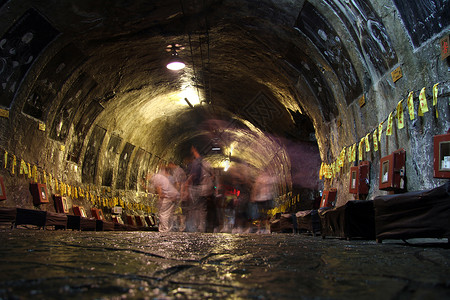 吉林市内和平洞穴背景图片
