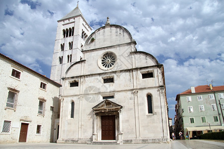 克罗地亚Zadar中央广场旧教堂图片