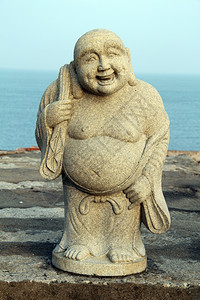 重武海边的青泽石雕塑图片