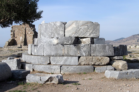 土耳其Pergam圆庙的废墟图片