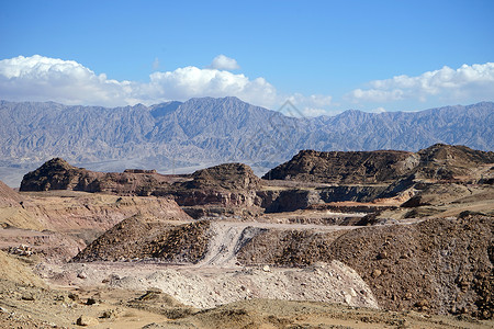 以色列Negev沙漠Timna公园采彩矿图片