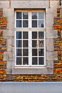 比利时旧楼窗口图片