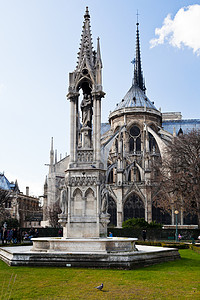 来自巴黎让二十三世广场二十三的圣母节和背景